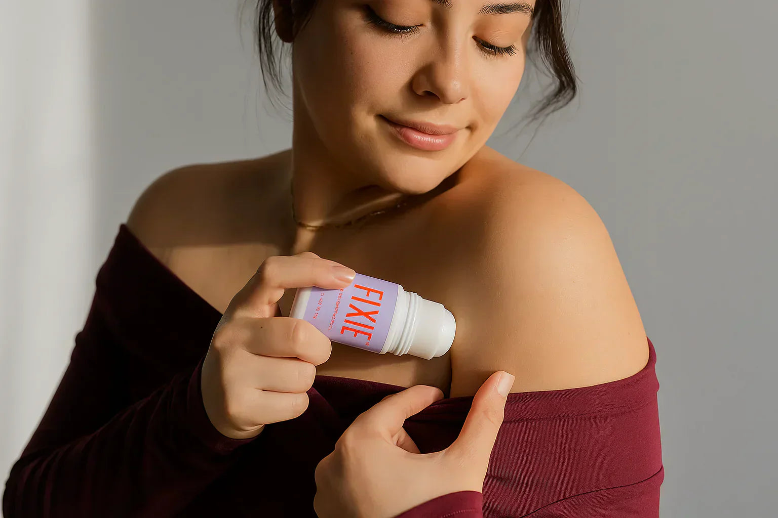 FIXIE BODY ADHESIVE ROLLER